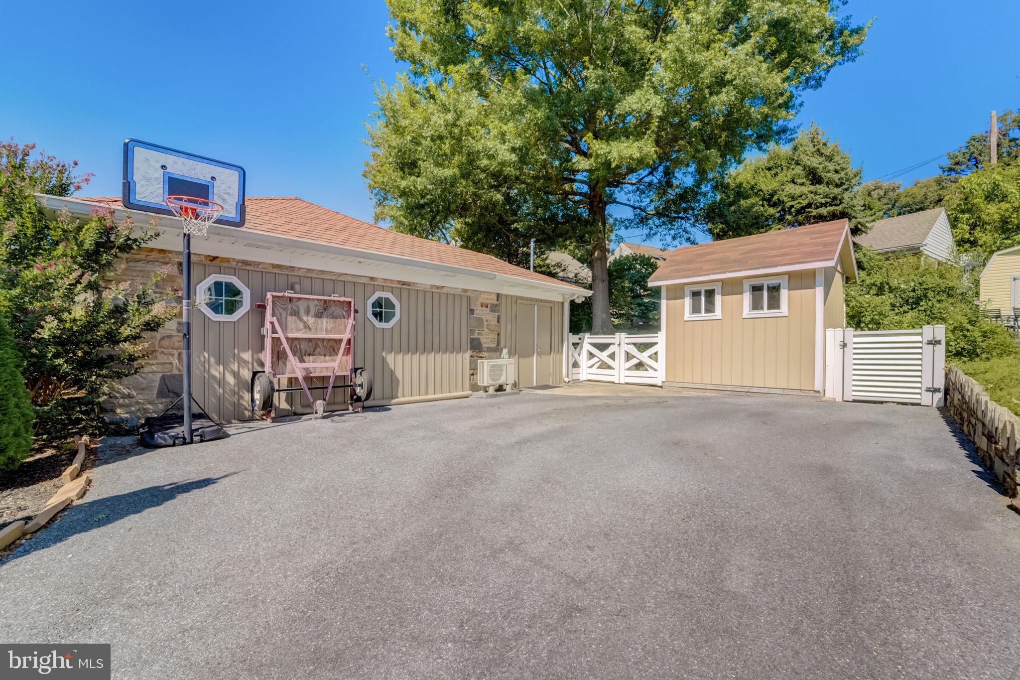 900 Weatherbee Road Towson, MD 21286 - Photo 4 of 61