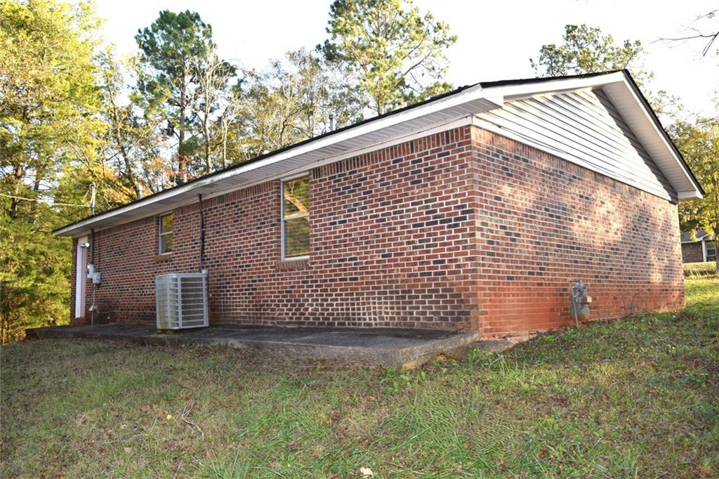 705 Triune Mill Road Thomaston, GA 30286 - Photo 28 of 34 a view of a backyard