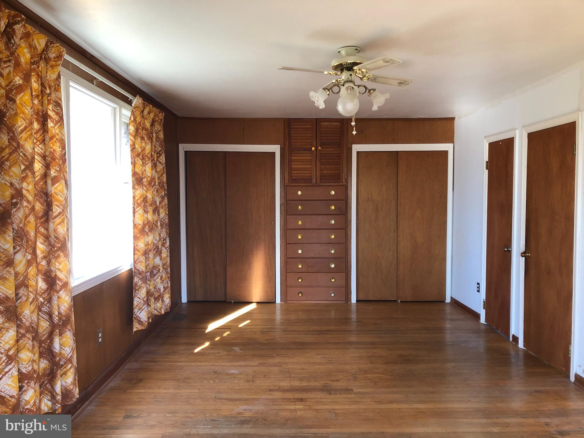 1610 Lee Road Fort Washington, MD 20744 - Photo 31 of 57 Master bedroom with dual closets