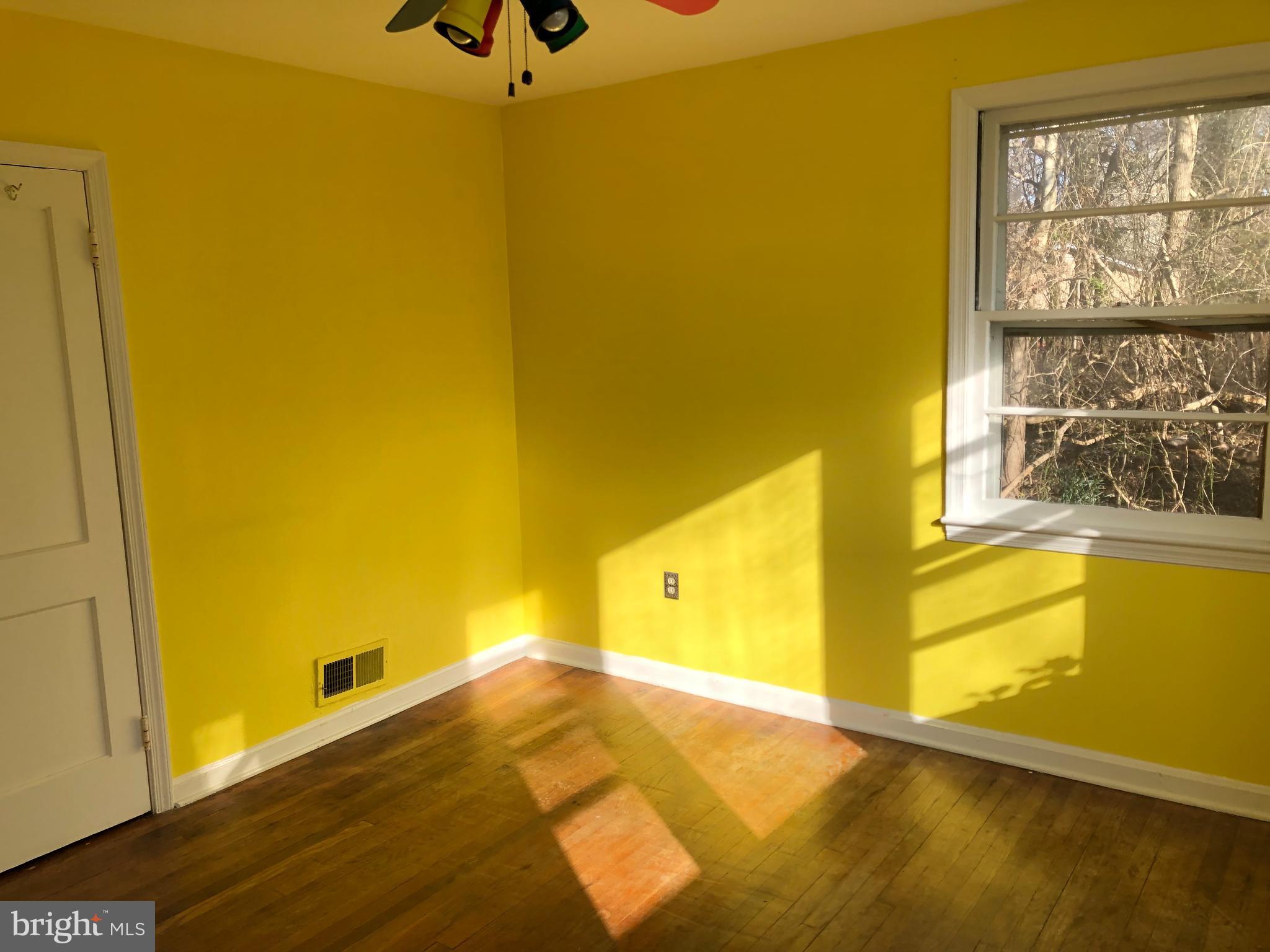 1610 Lee Road Fort Washington, MD 20744 - Photo 38 of 57 Bedroom