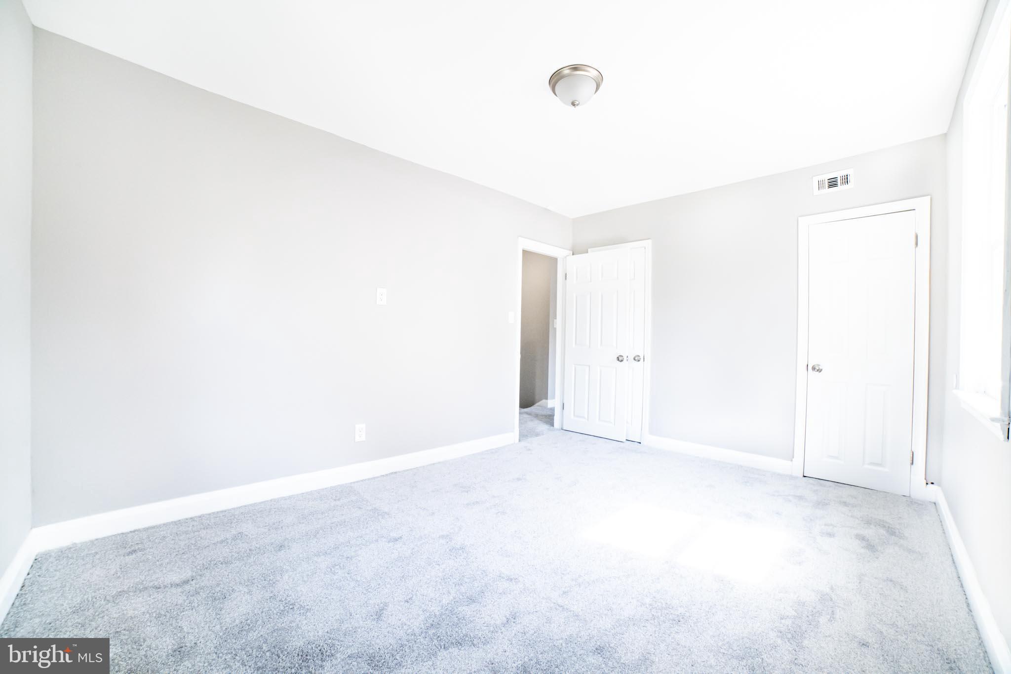 427 South Wickham Road Baltimore, MD 21229 - Photo 15 of 26