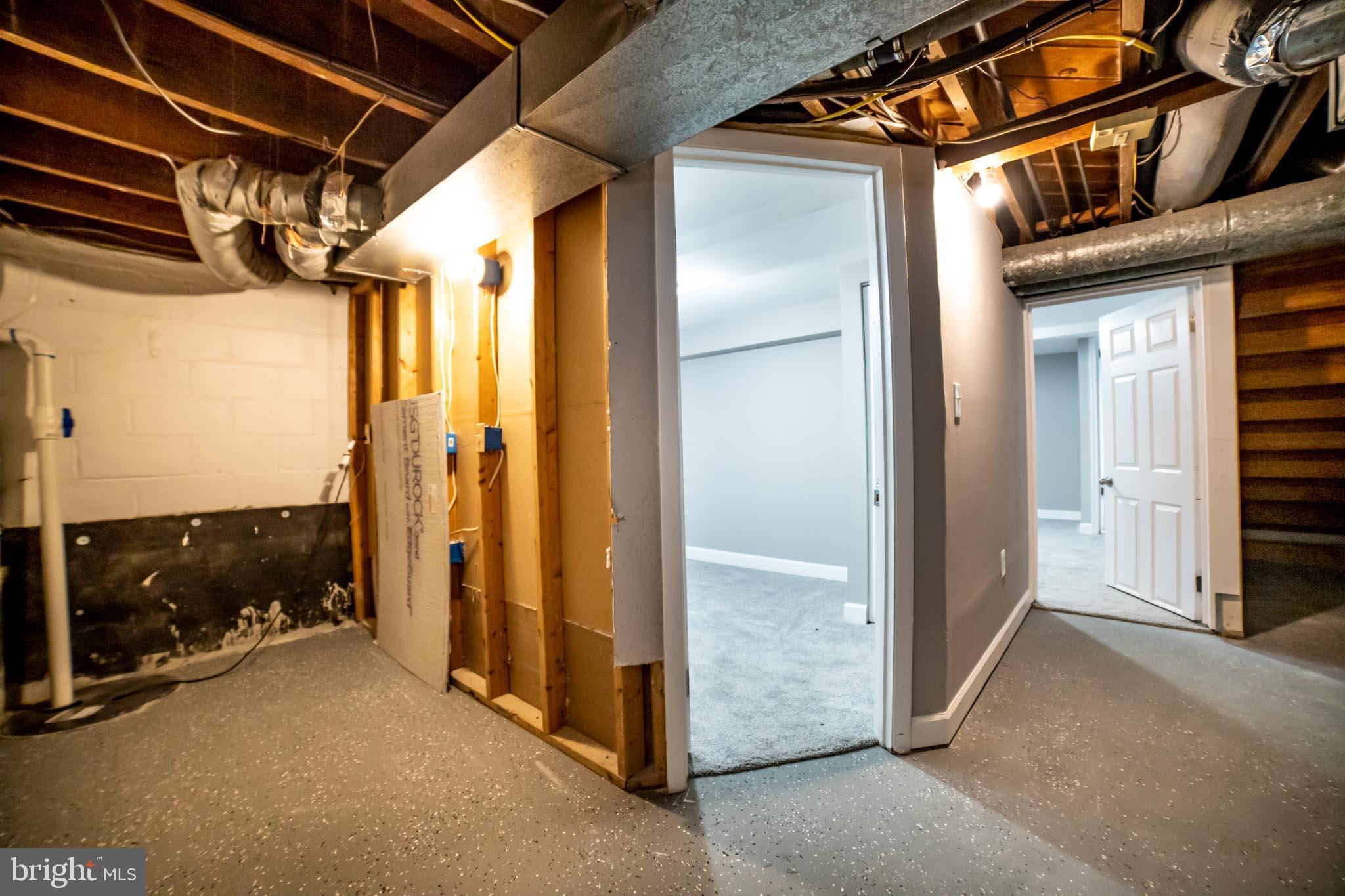 427 South Wickham Road Baltimore, MD 21229 - Photo 23 of 26