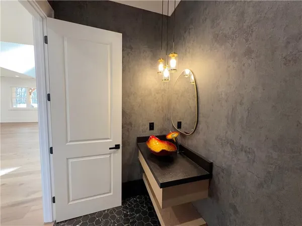 $1,450,000 | 3903 Indian Shoals Road Southeast, Bethlehem, GA 30620