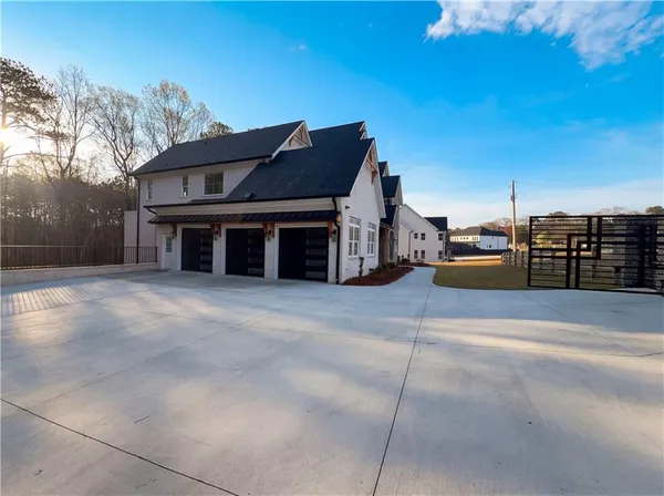 $1,450,000 | 3903 Indian Shoals Road Southeast, Bethlehem, GA 30620