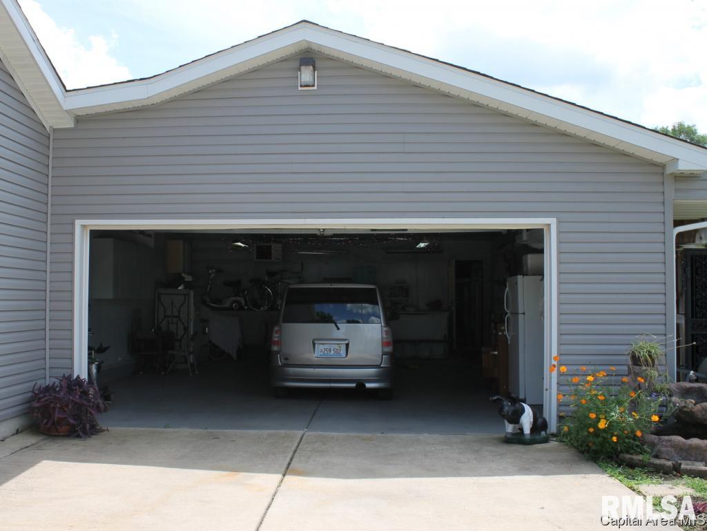 2036 East Cedar Street Springfield, IL 62703 - Photo 21 of 25 Gallery Image 21