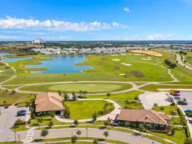 $2,200 | 1043 Splash Shot Place, Unit 2002, Davenport, FL 33896