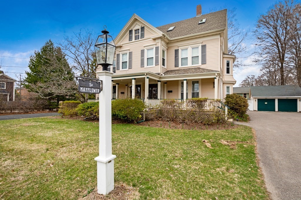 89 May Street, Unit 3 Needham, MA 02492 - Photo 1 of 10 Gallery Image 1