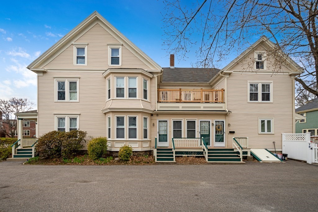 89 May Street, Unit 3 Needham, MA 02492 - Photo 3 of 10 Gallery Image 3