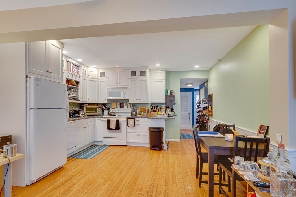 89 May Street, Unit 3 Needham, MA 02492 - Photo 4 of 10 Gallery Image 4