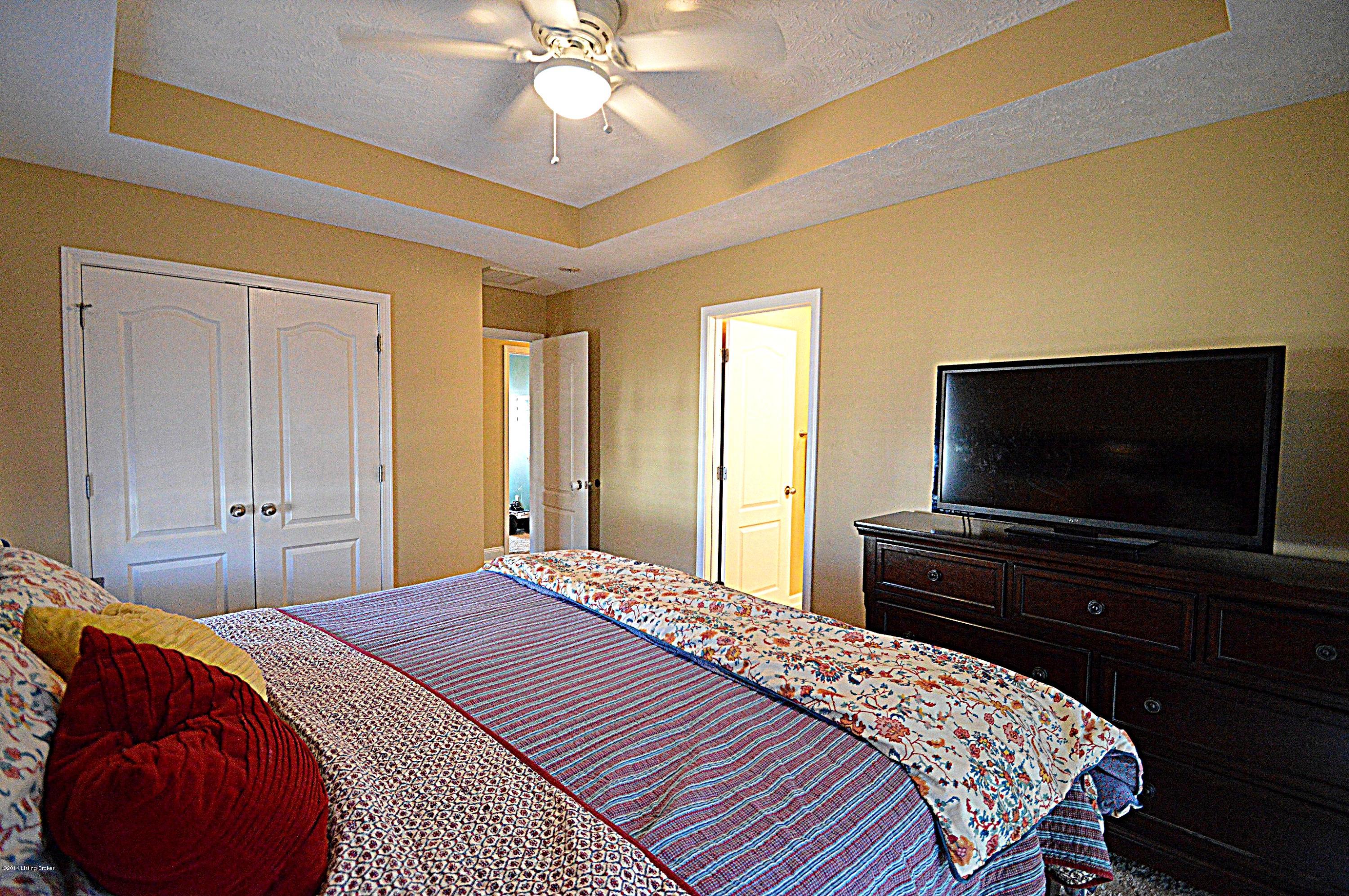 185 Madison Rae Boulevard Shepherdsville, KY 40165 - Photo 38 of 40 DSC_0173
