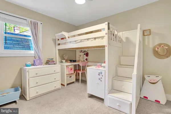 $1,425,000 | 2000 North George Mason Drive, Arlington, VA 22205