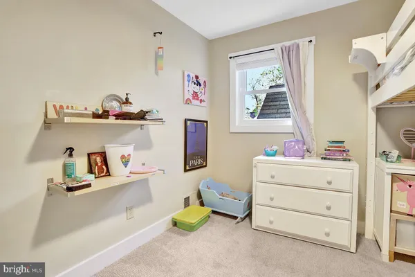 $1,425,000 | 2000 North George Mason Drive, Arlington, VA 22205