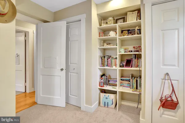 $1,425,000 | 2000 North George Mason Drive, Arlington, VA 22205