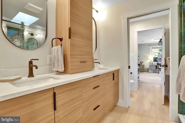 $1,425,000 | 2000 North George Mason Drive, Arlington, VA 22205