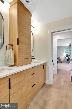 $1,425,000 | 2000 North George Mason Drive, Arlington, VA 22205