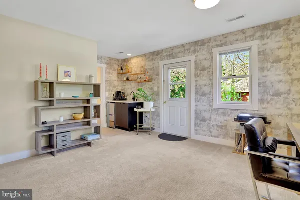 $1,425,000 | 2000 North George Mason Drive, Arlington, VA 22205