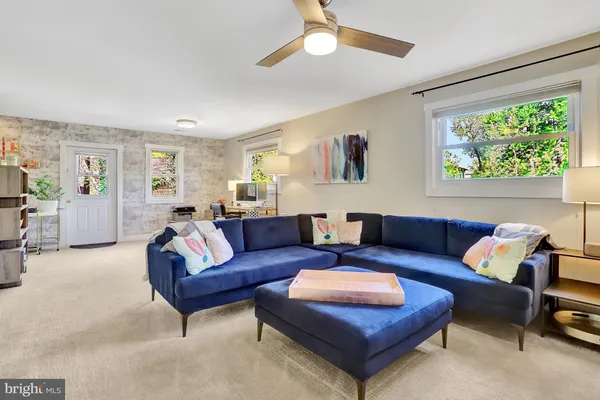 $1,425,000 | 2000 North George Mason Drive, Arlington, VA 22205