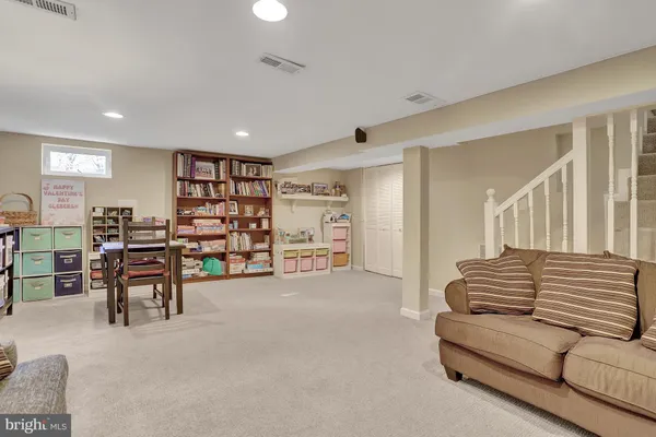 $1,425,000 | 2000 North George Mason Drive, Arlington, VA 22205