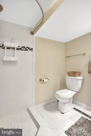 $1,425,000 | 2000 North George Mason Drive, Arlington, VA 22205