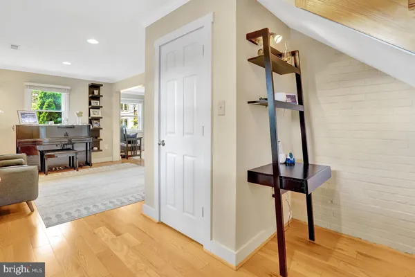 $1,425,000 | 2000 North George Mason Drive, Arlington, VA 22205