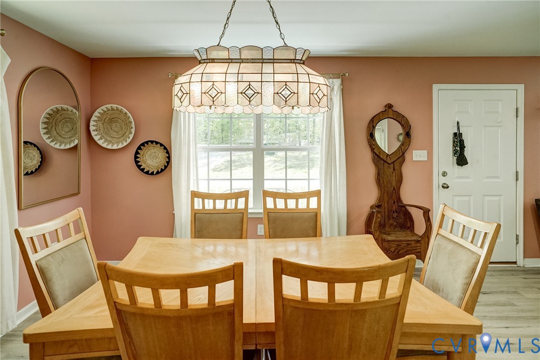 4957 Hill Road Kents Store, VA 23084 - Photo 10 of 49 Gallery Image 10