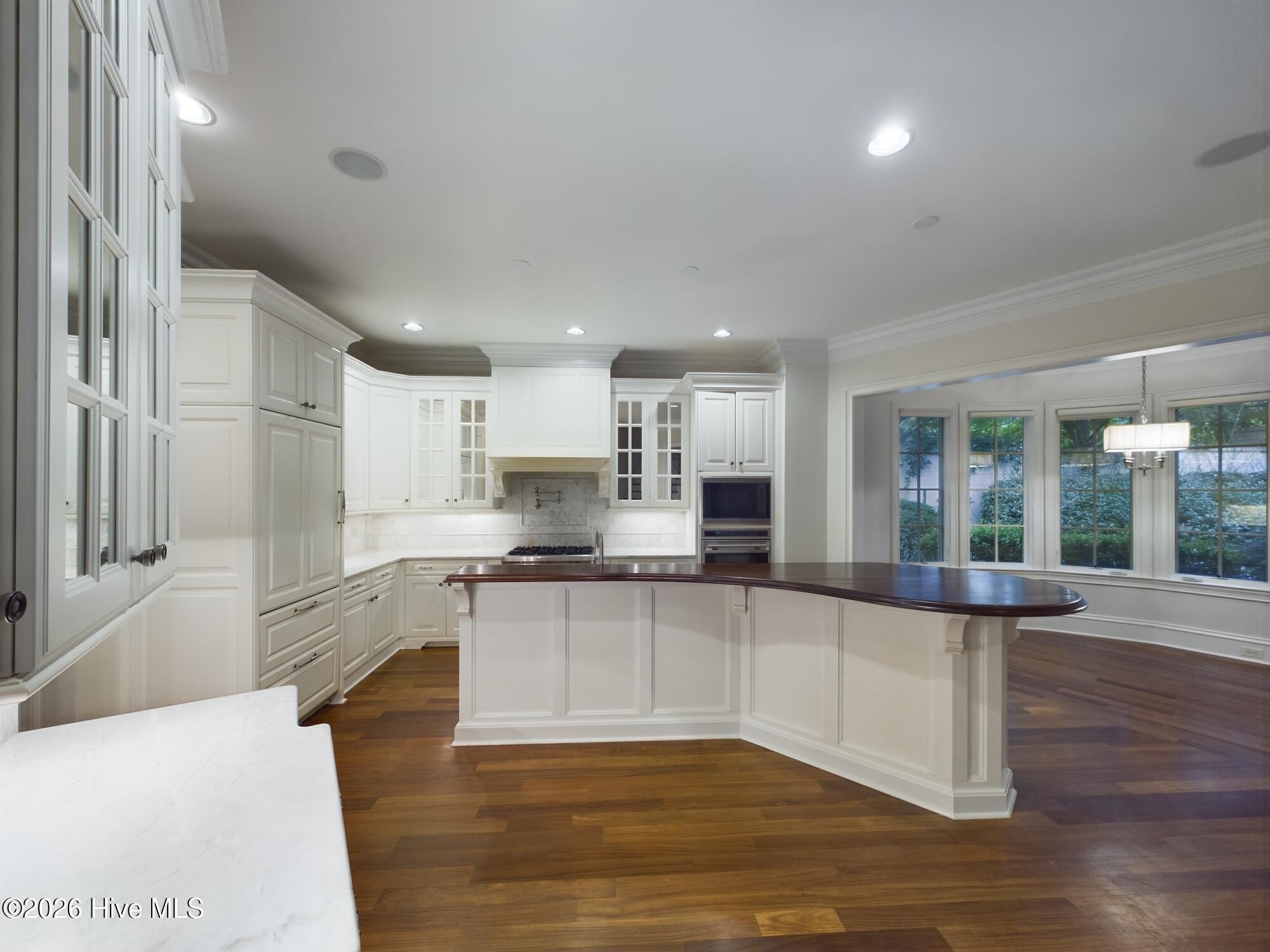 3724 Rolston Drive Raleigh, NC 27609 - Photo 33 of 76 Gallery Image 33