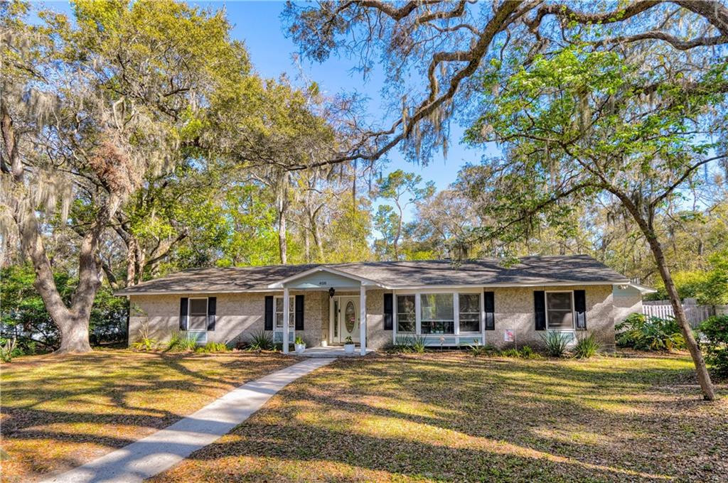 408 Couper Avenue St. Simons Island, GA 31522 - Photo 32 of 35