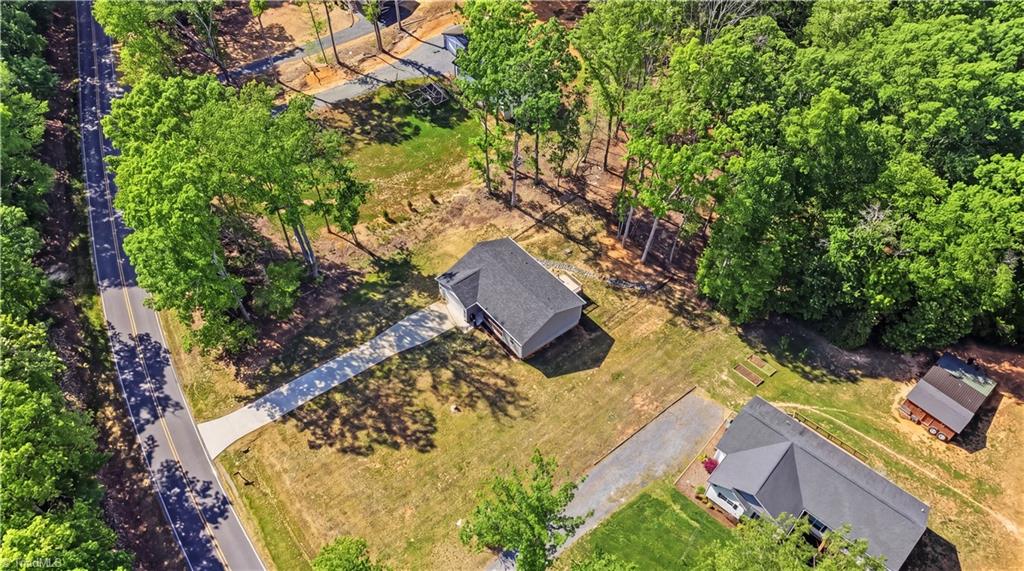 6569 Mt Lebanon Road Troy, NC 27371 - Photo 32 of 37