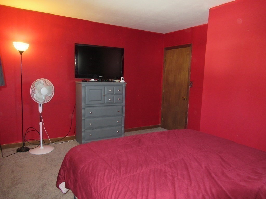 39 Crestmont Street Springfield, MA 01108 - Photo 19 of 28 Gallery Image 19
