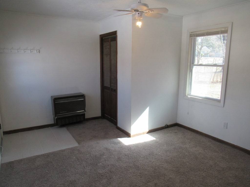 39 Crestmont Street Springfield, MA 01108 - Photo 22 of 28 Gallery Image 22