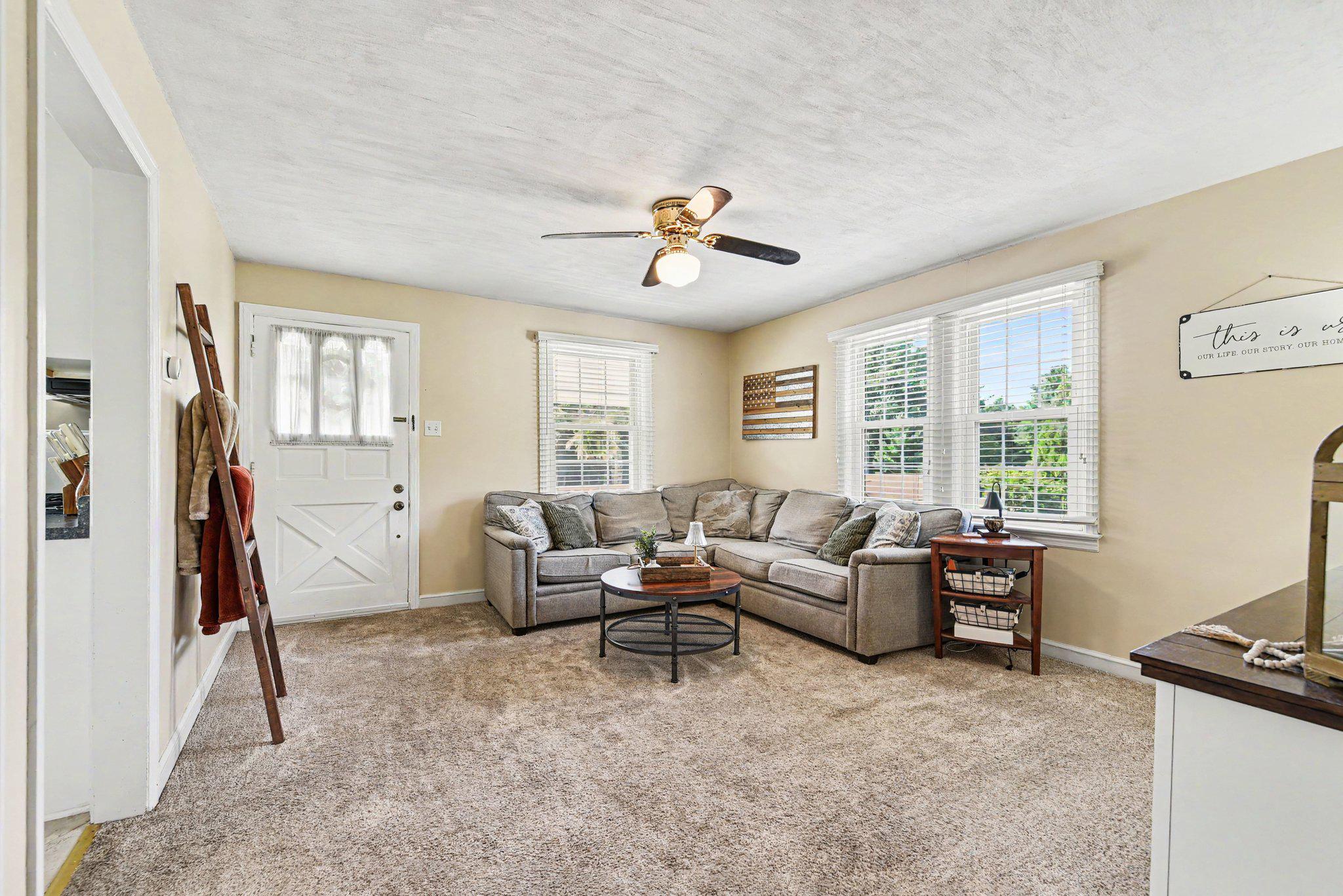603 Rathton Road York, PA 17403 - Photo 4 of 30 Bright and inviting living space.