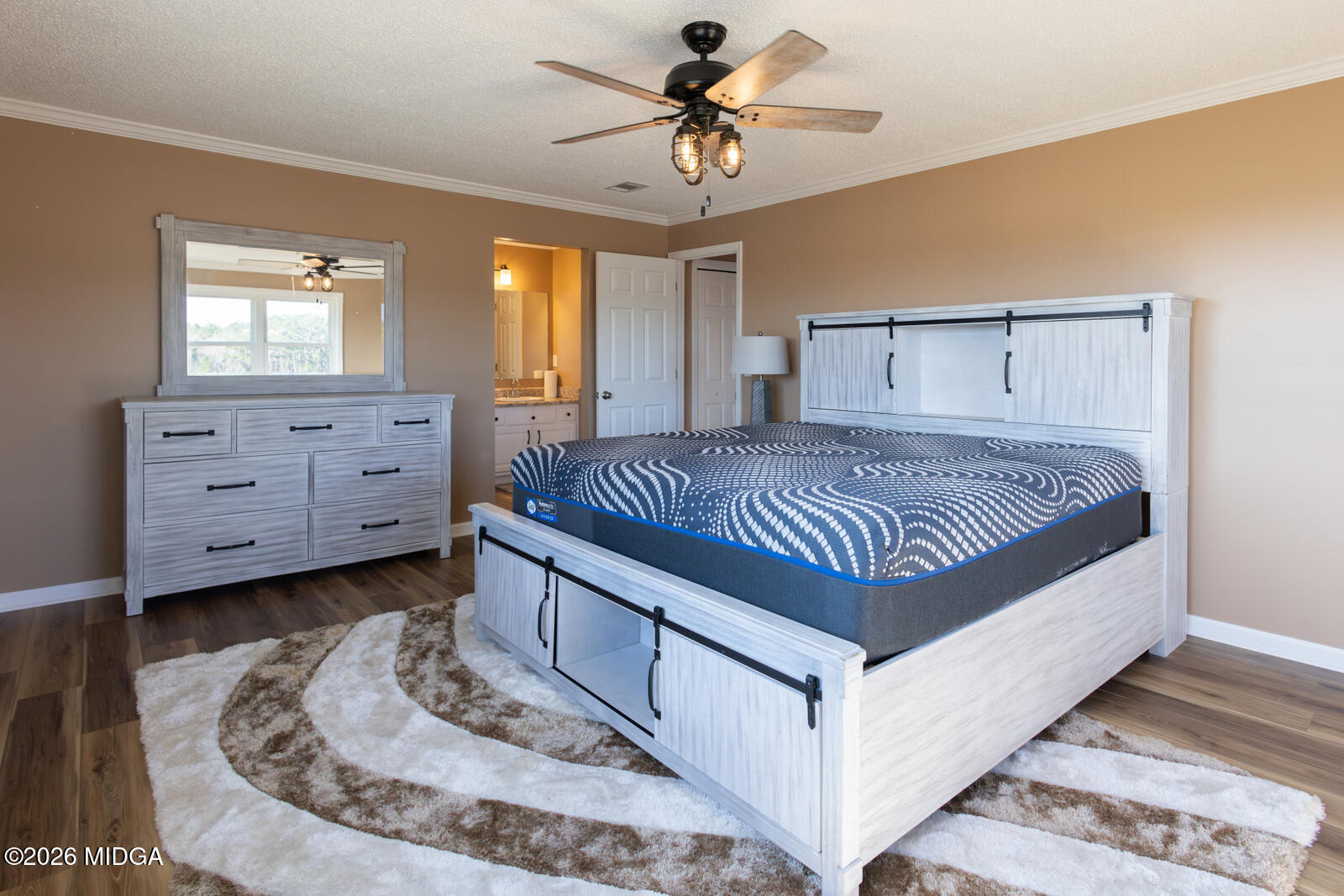 1578 Edsel Senn Road Rockledge, GA 30454 - Photo 10 of 32 a bedroom with a bed and window