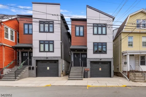 $2,650 | 19 Shaw Avenue, Unit 1, Newark, NJ 07112