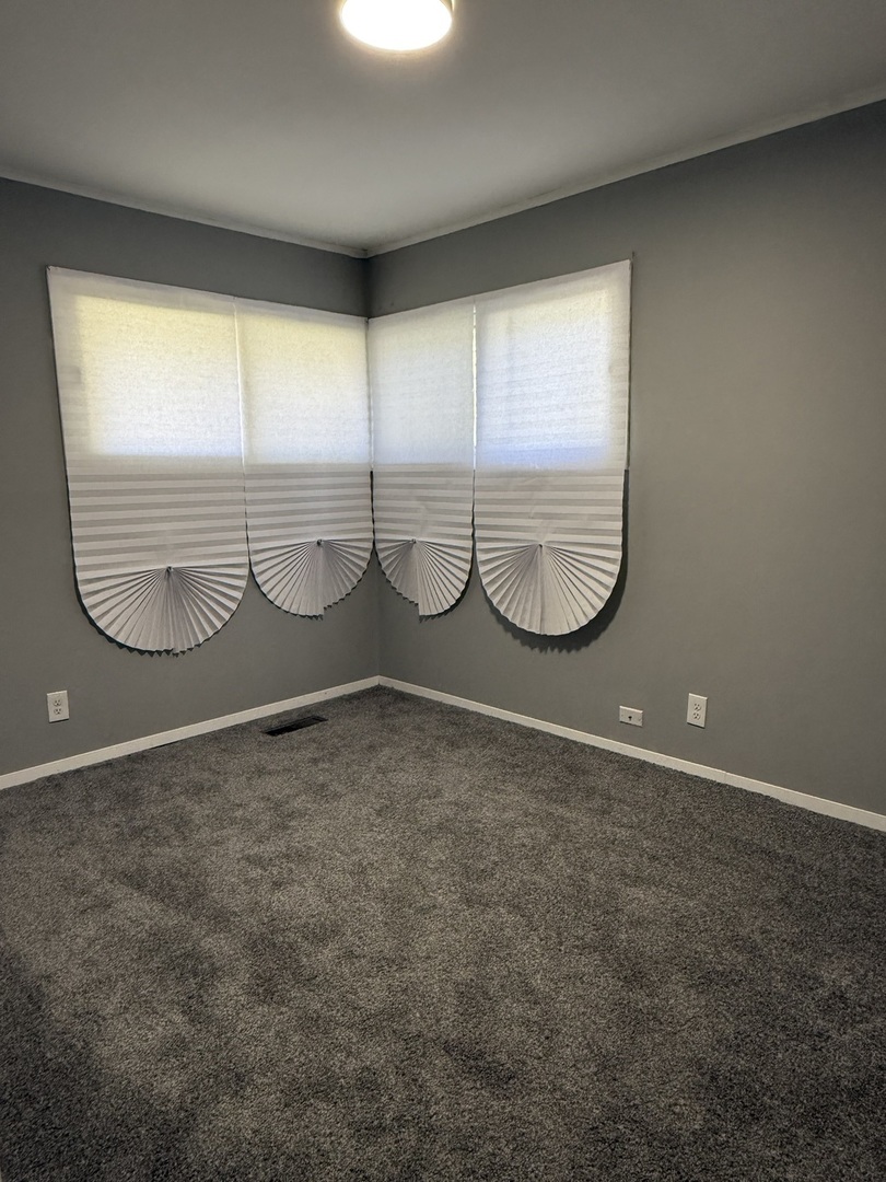 16939 Jodave Avenue Hazel Crest, IL 60429 - Photo 3 of 10