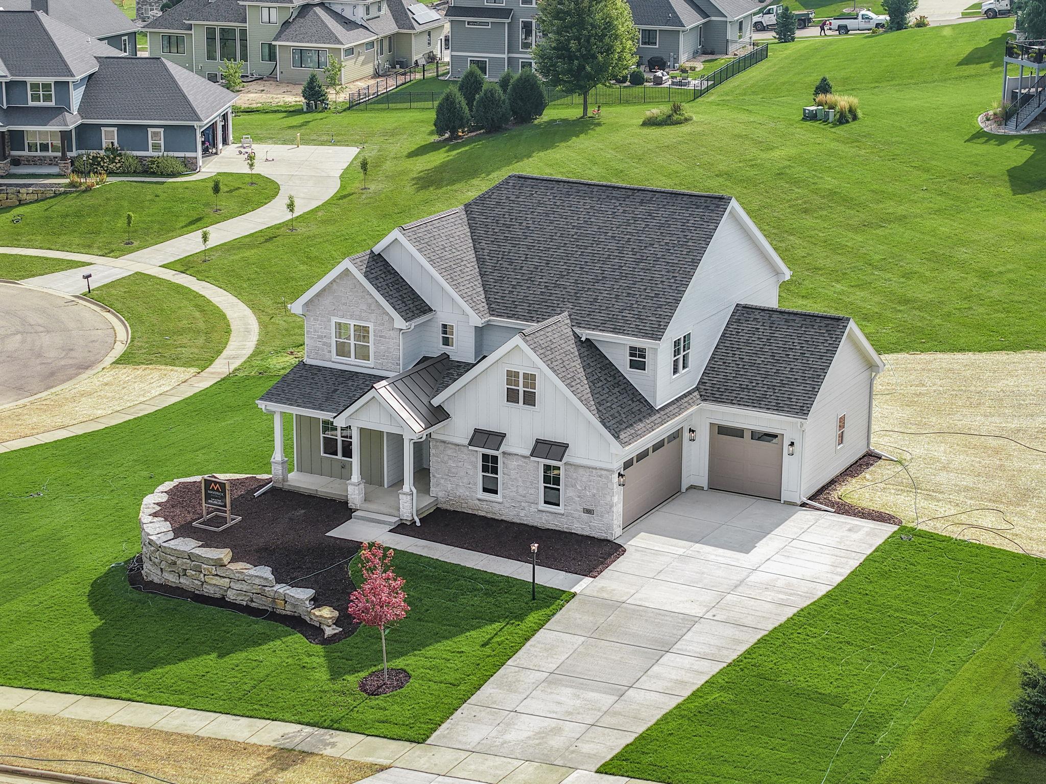 920 Carnoustie Way Oregon, WI 53575 - Photo 2 of 53