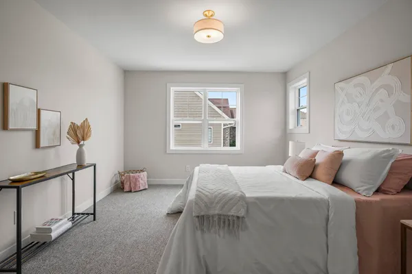 $989,900 | 920 Carnoustie Way, Oregon, WI 53575