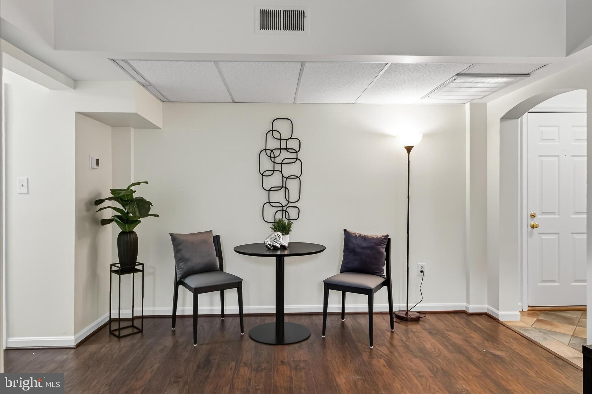 1752 North Rhodes Street, Unit 325 Arlington, VA 22201 - Photo 7 of 15
