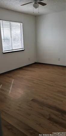 $825 | 5113 Sierra, Unit 2, San Antonio, TX 78214