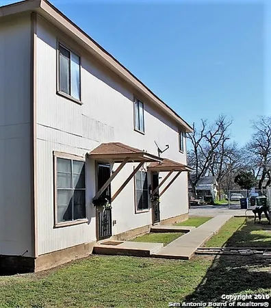 $825 | 5113 Sierra, Unit 2, San Antonio, TX 78214