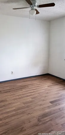 $825 | 5113 Sierra, Unit 2, San Antonio, TX 78214
