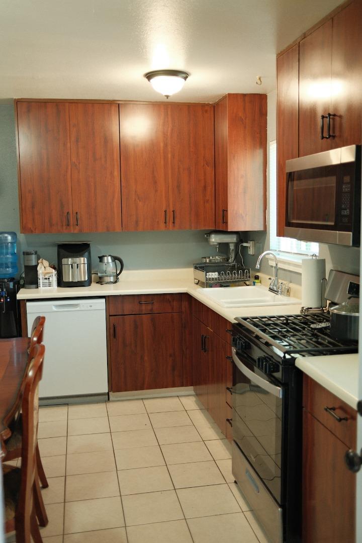 101 Maple Street Modesto, CA 95351 - Photo 7 of 31