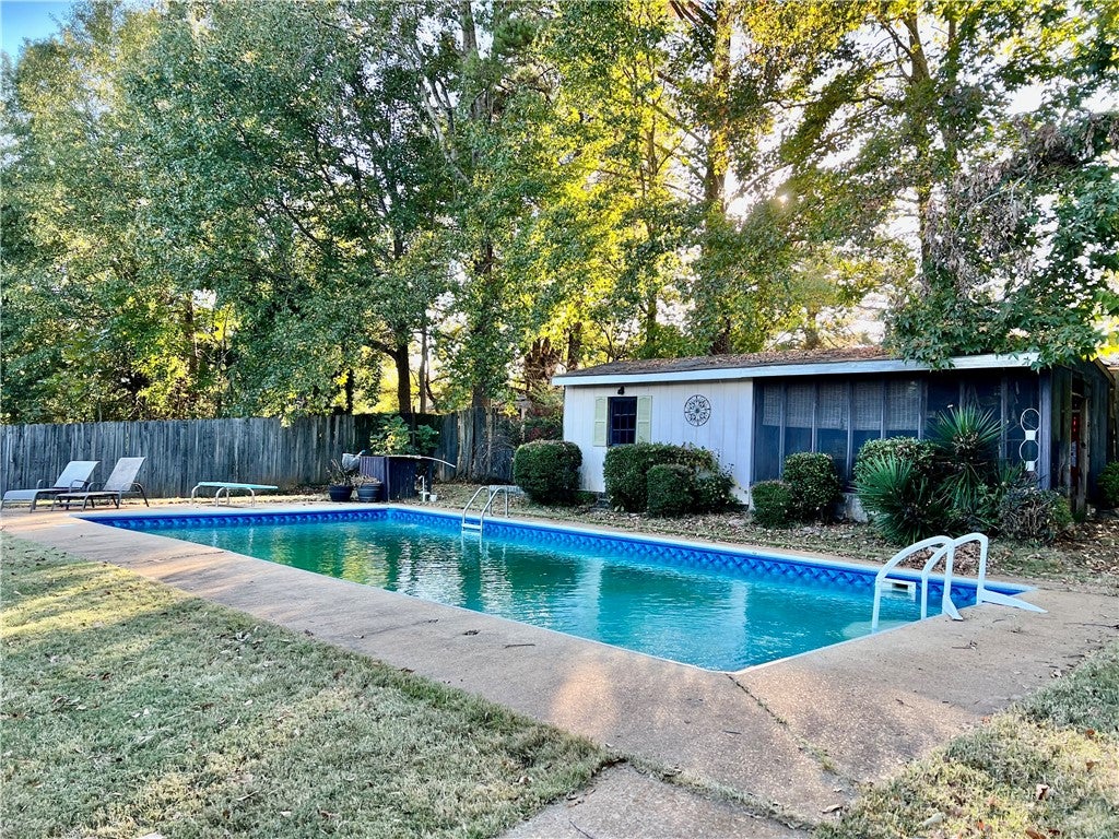 2104 Rocky Brook Road Opelika, AL 36801 - Photo 3 of 25 Gallery Image 3