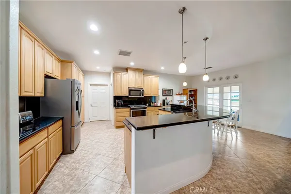 $625,000 | 7306 West Ave A 8, Lancaster, CA 93536