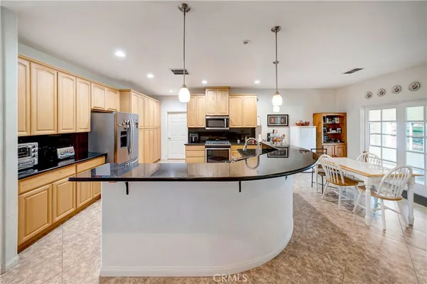 $625,000 | 7306 West Ave A 8, Lancaster, CA 93536