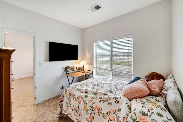 $625,000 | 7306 West Ave A 8, Lancaster, CA 93536