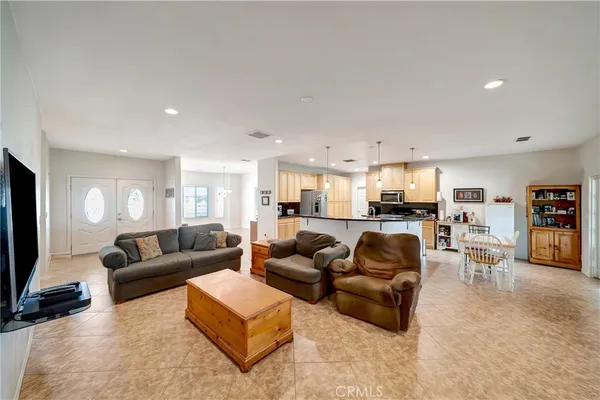 $625,000 | 7306 West Ave A 8, Lancaster, CA 93536