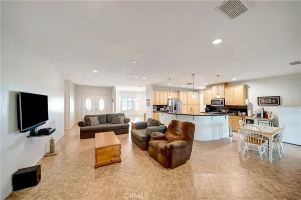 $625,000 | 7306 West Ave A 8, Lancaster, CA 93536