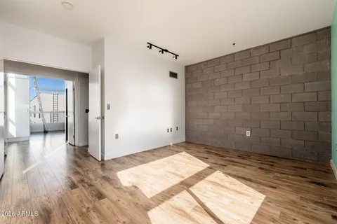 $470,000 | 727 East Portland Street, Unit 6, Phoenix, AZ 85006