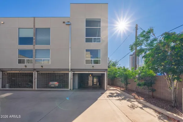 $470,000 | 727 East Portland Street, Unit 6, Phoenix, AZ 85006
