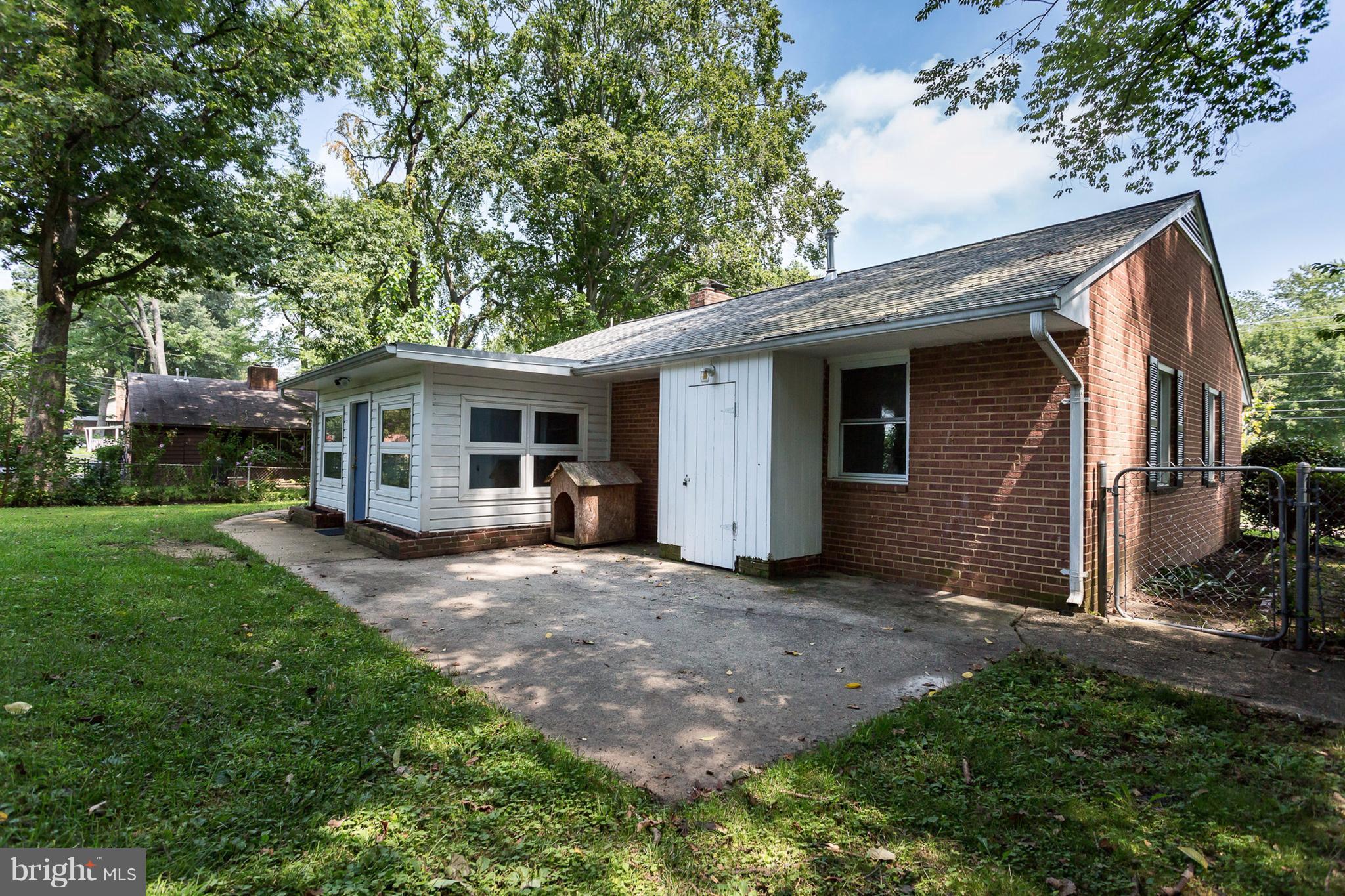 5503 Ferndale Street Springfield, VA 22151 - Photo 26 of 30 Exterior (Rear)